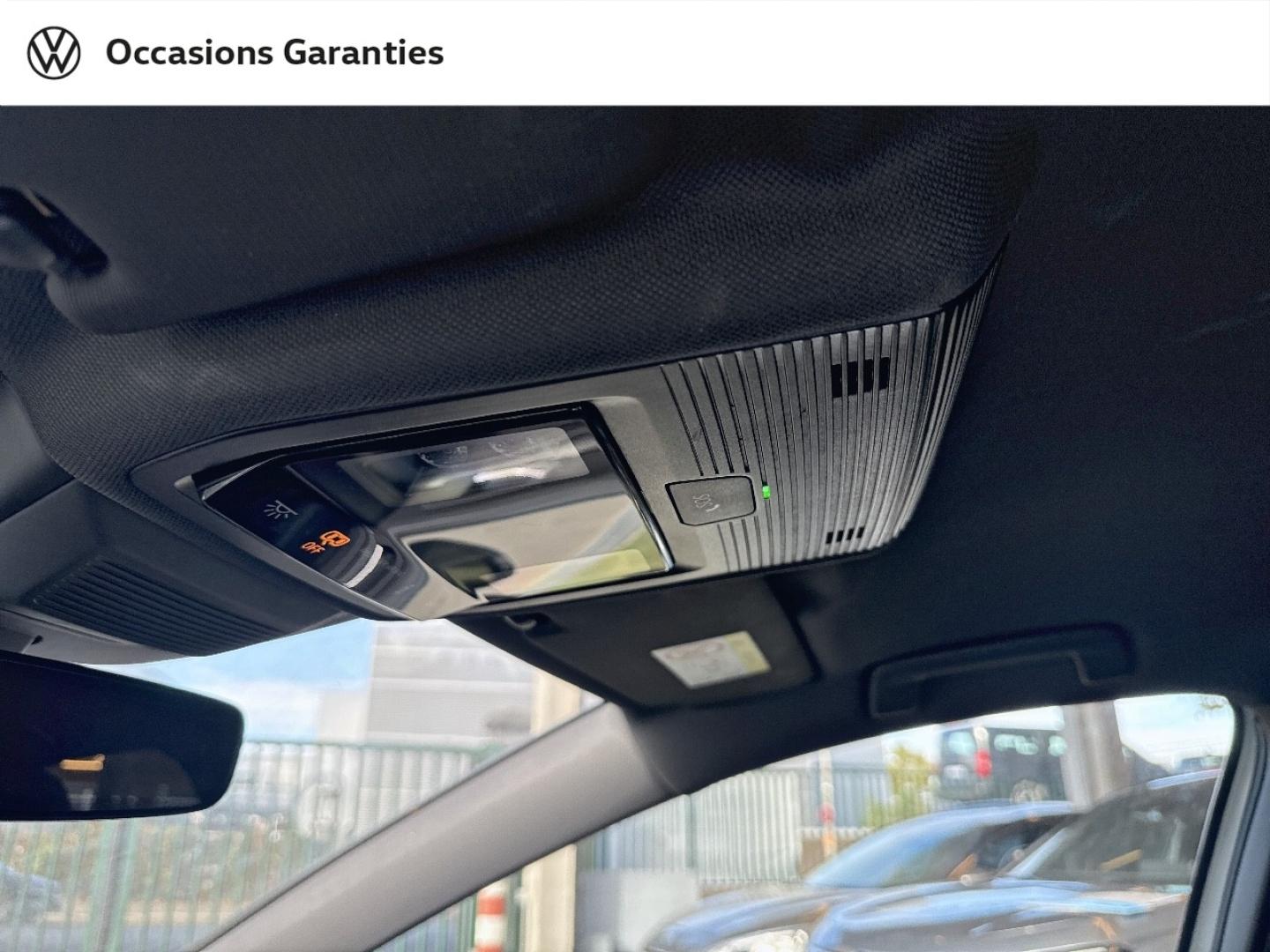 Voitures occasions VOLKSWAGEN GOLF R-Line Edition Villemomble