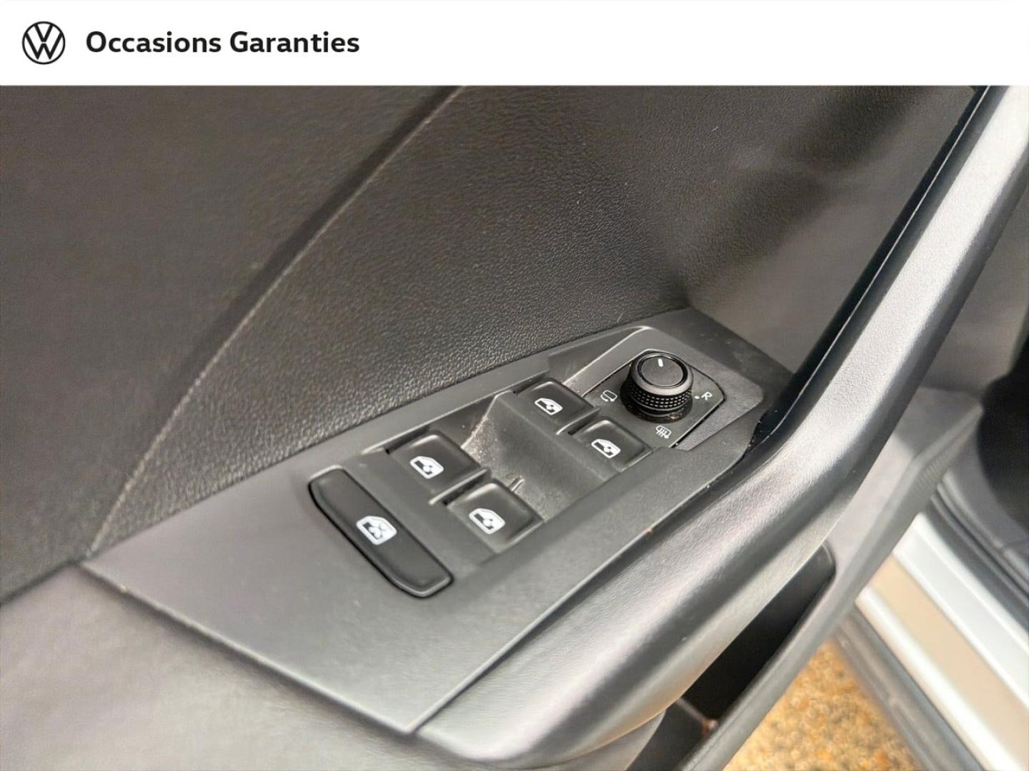 Voitures occasions VOLKSWAGEN T-CROSS VW Edition Villemomble