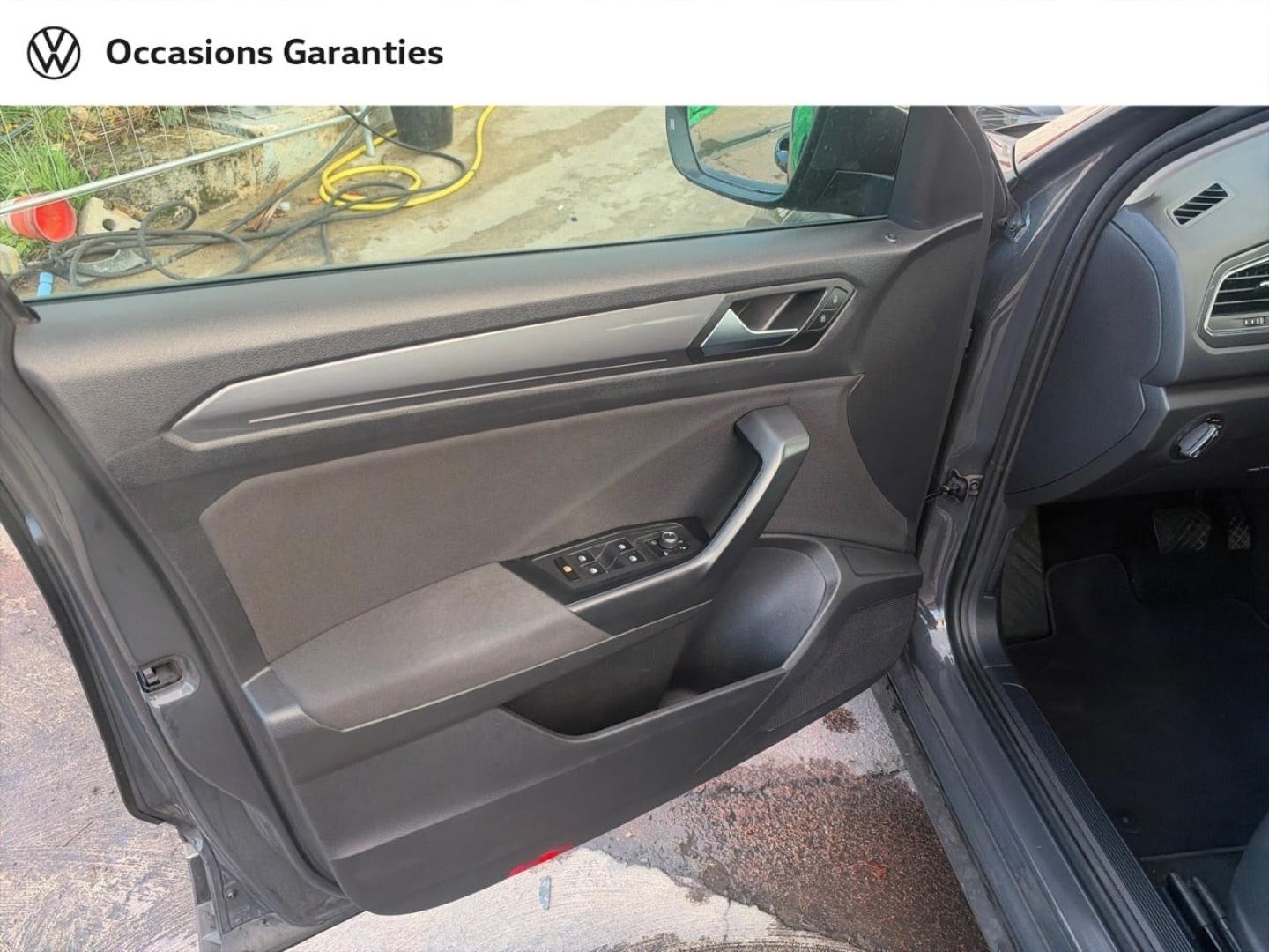 Voitures occasions VOLKSWAGEN T-ROC Carat Villemomble