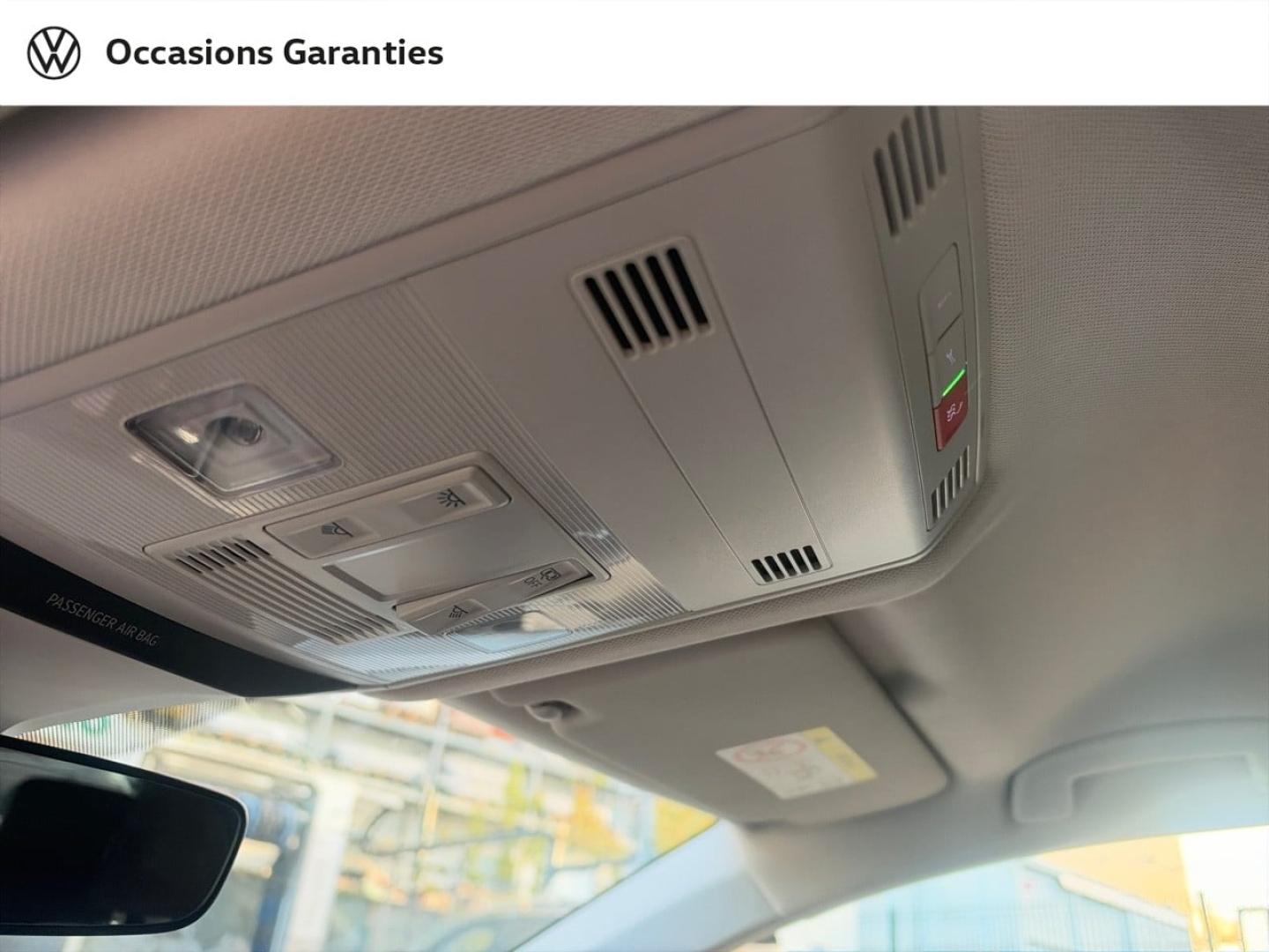 Voitures occasions VOLKSWAGEN T-ROC Carat Villemomble