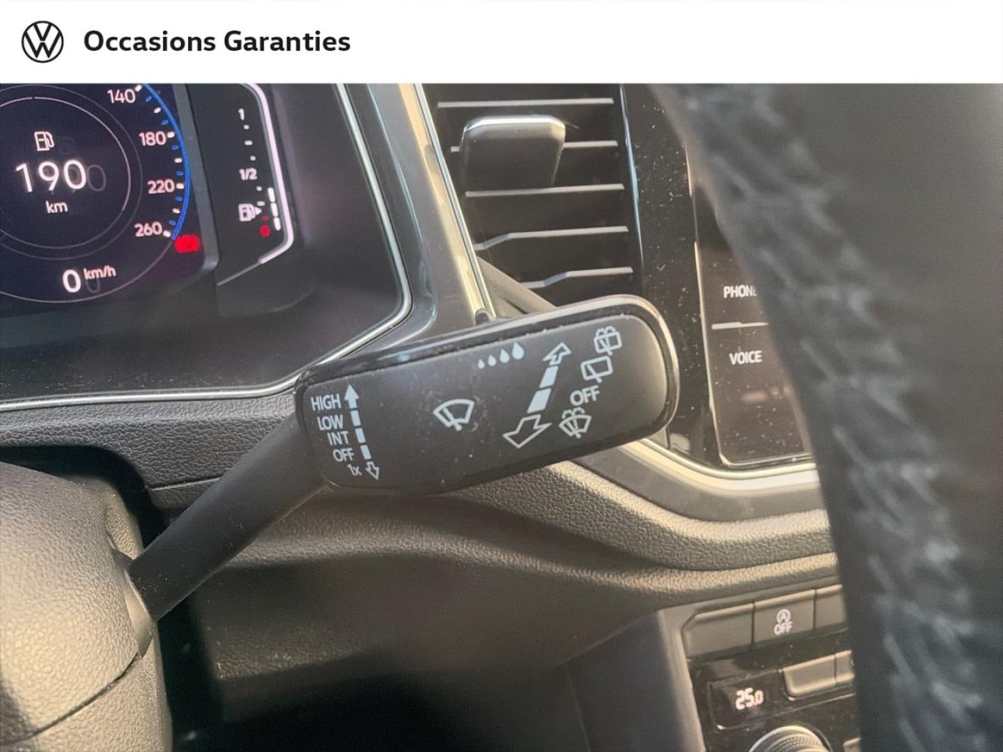 Voitures occasions VOLKSWAGEN T-ROC Carat Villemomble