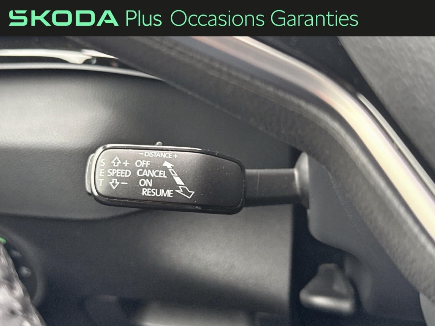 Voitures occasions ŠKODA KAROQ Sportline Villemomble