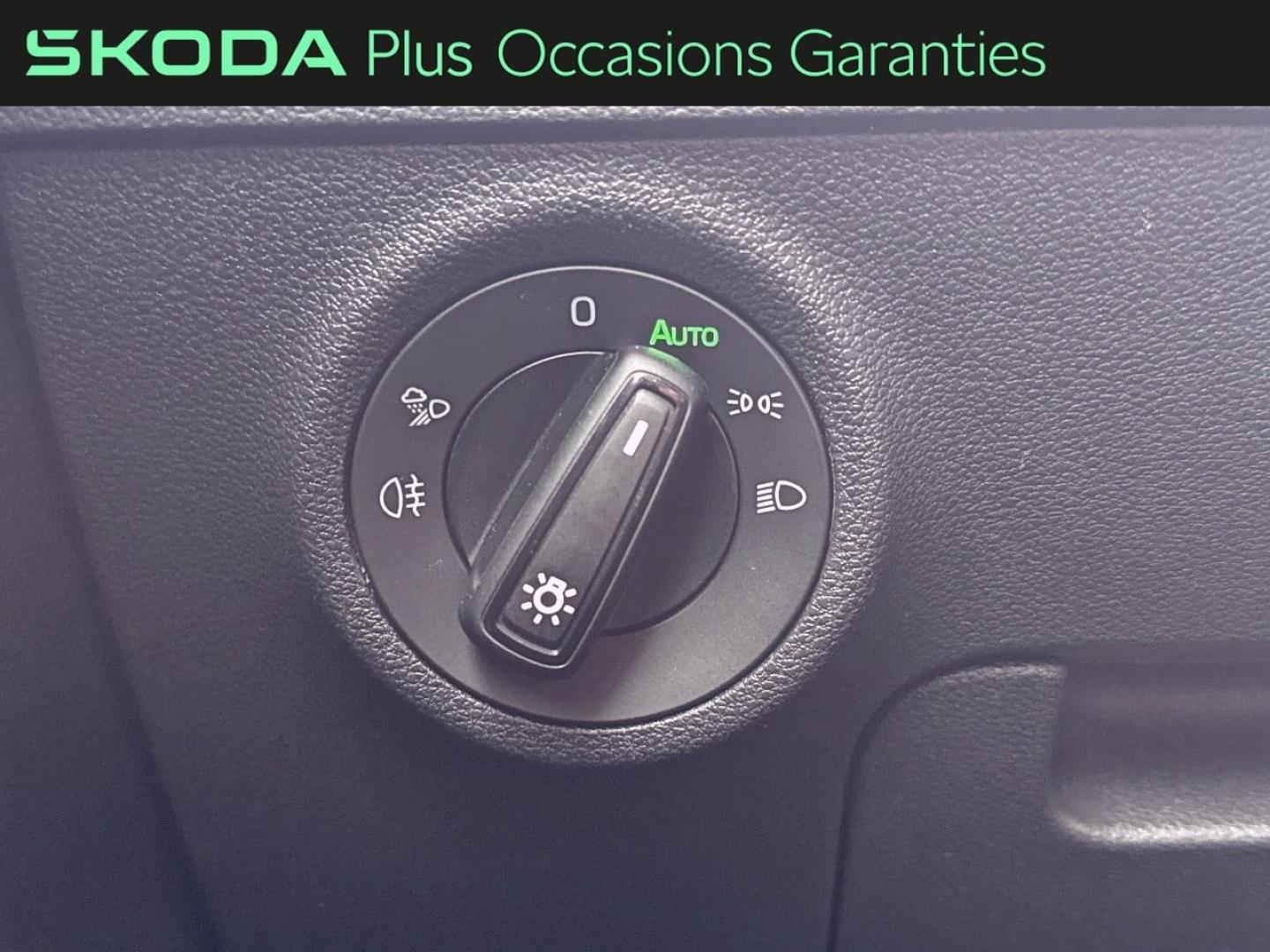 Voitures occasions ŠKODA KAROQ Sportline Villemomble