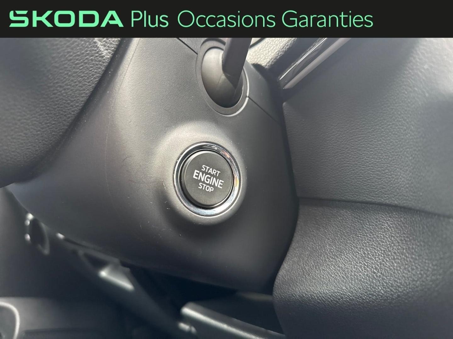 Voitures occasions ŠKODA KAROQ Sportline Villemomble