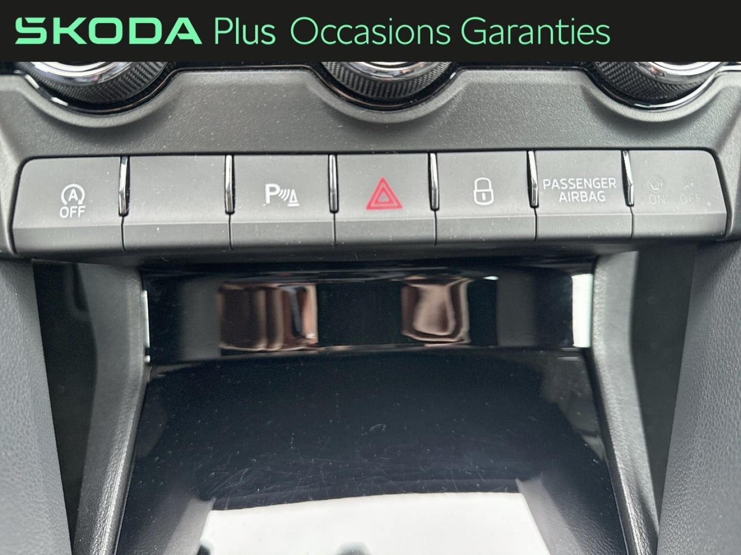 Voitures occasions ŠKODA KAROQ Sportline Villemomble