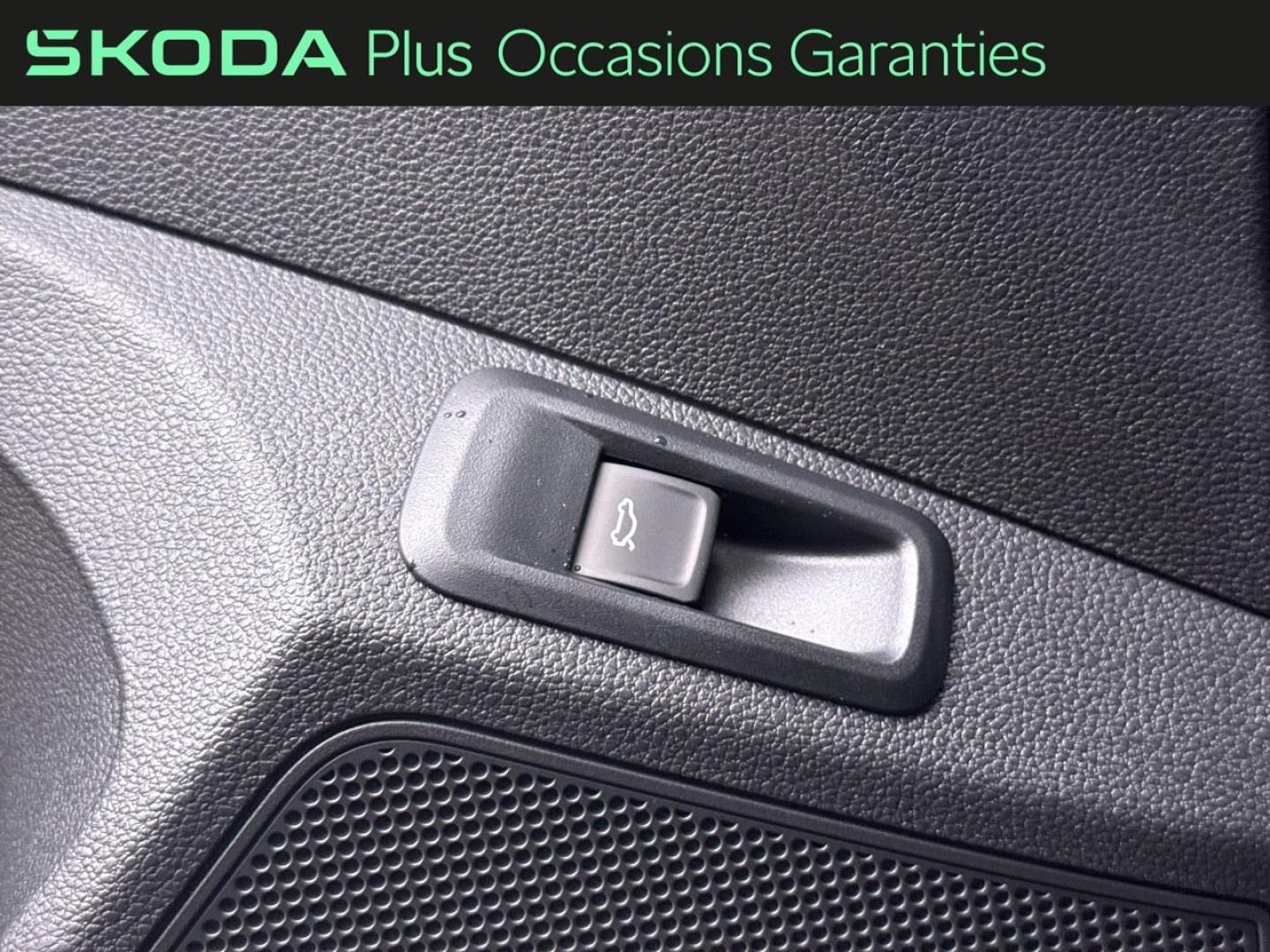 Voitures occasions ŠKODA KAMIQ Clever Edition Villemomble