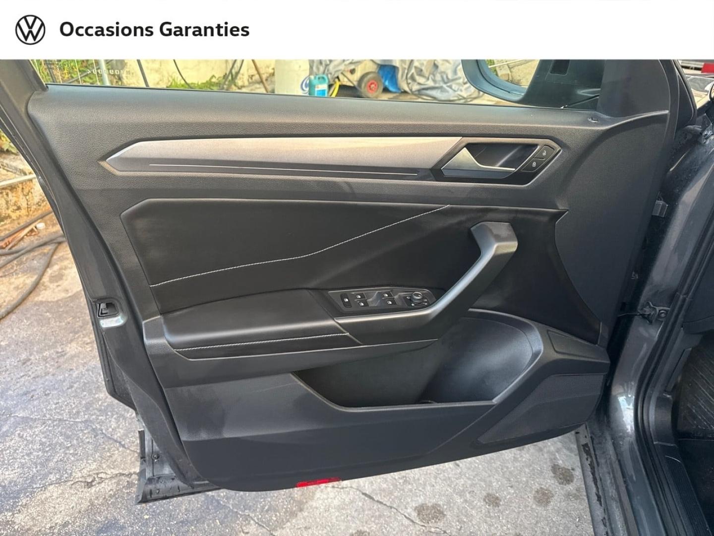 Voitures occasions VOLKSWAGEN T-ROC Style Villemomble