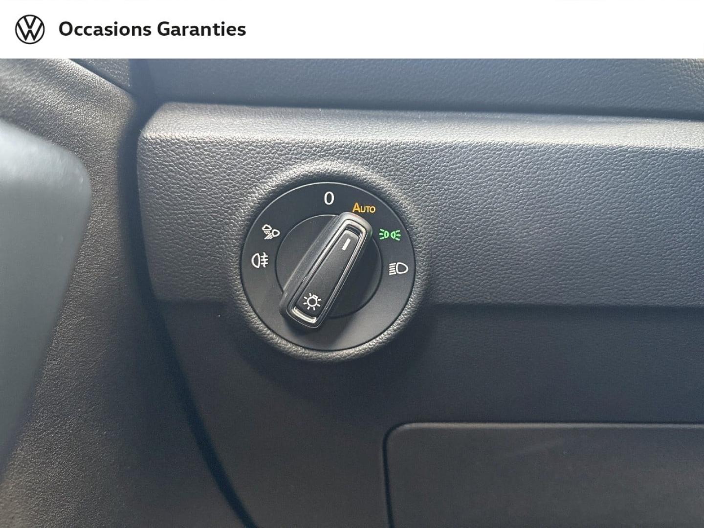 Voitures occasions VOLKSWAGEN T-ROC Style Villemomble