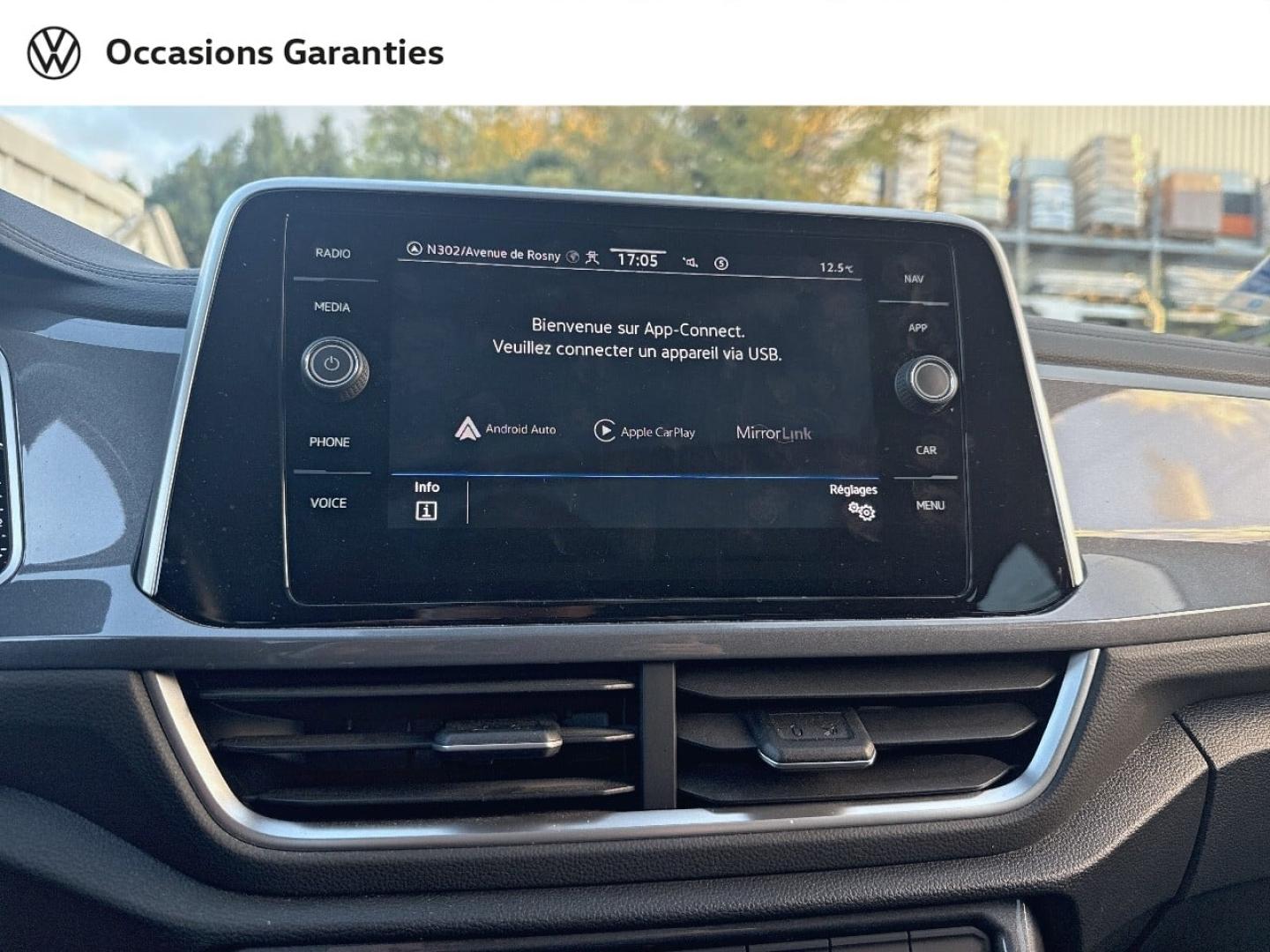 Voitures occasions VOLKSWAGEN T-ROC Style Villemomble