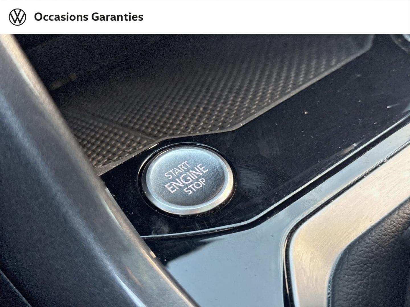 Voitures occasions VOLKSWAGEN T-ROC Style Villemomble