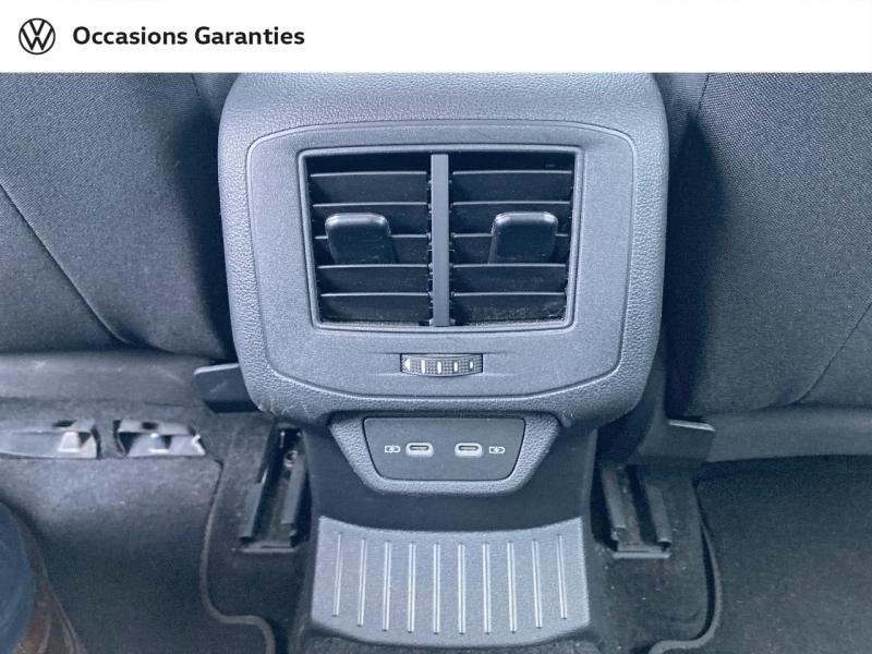 Voitures occasions VOLKSWAGEN T-ROC Life Rivery