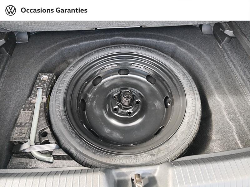 Voitures occasions VOLKSWAGEN GOLF Life Rivery