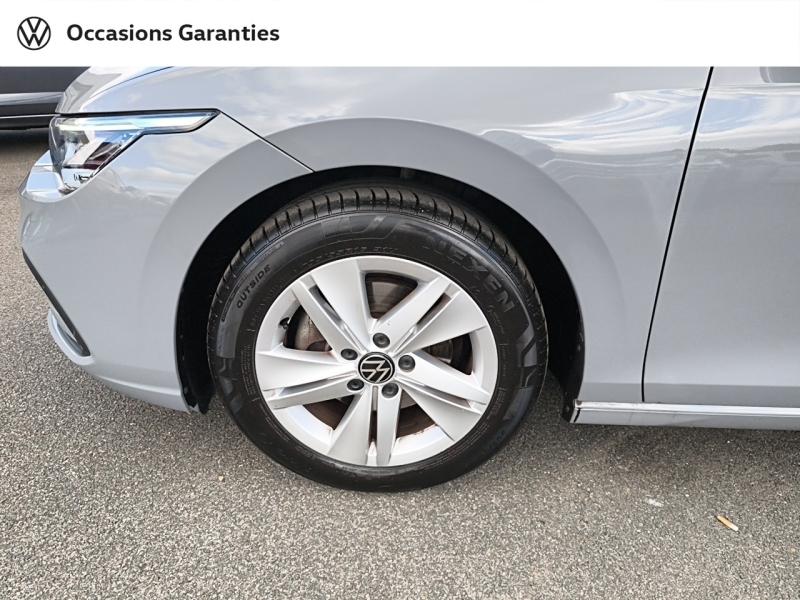 Voitures occasions VOLKSWAGEN GOLF Life Rivery