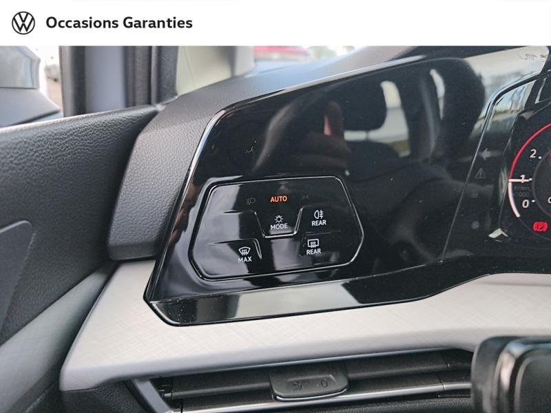 Voitures occasions VOLKSWAGEN GOLF Life Rivery