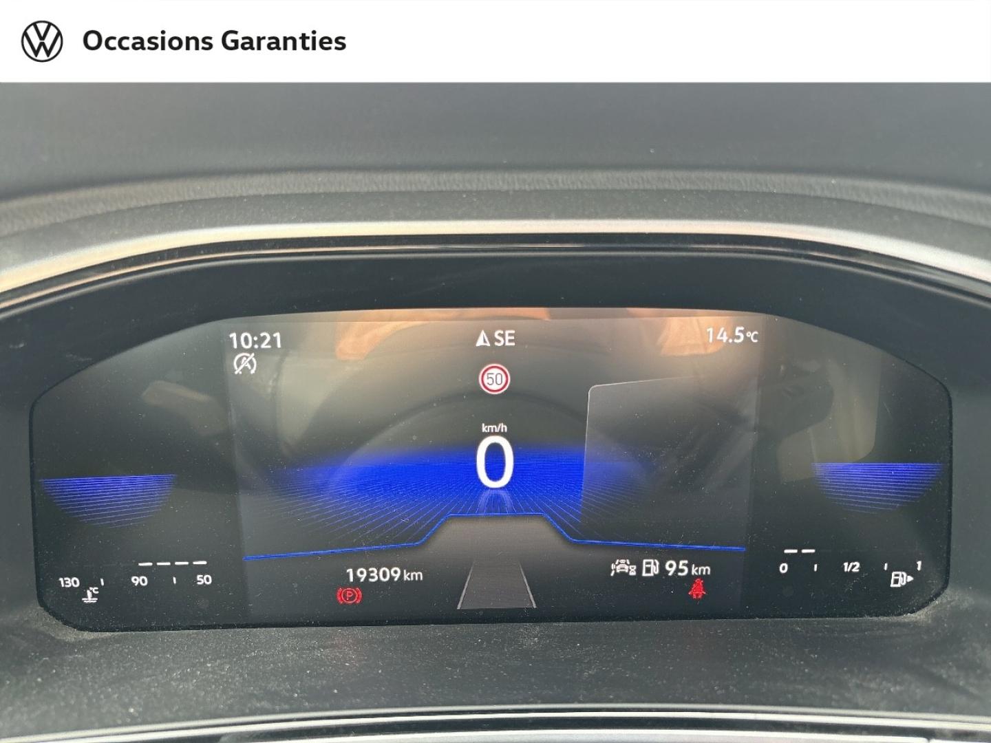 Voitures occasions VOLKSWAGEN T-ROC Life Rivery