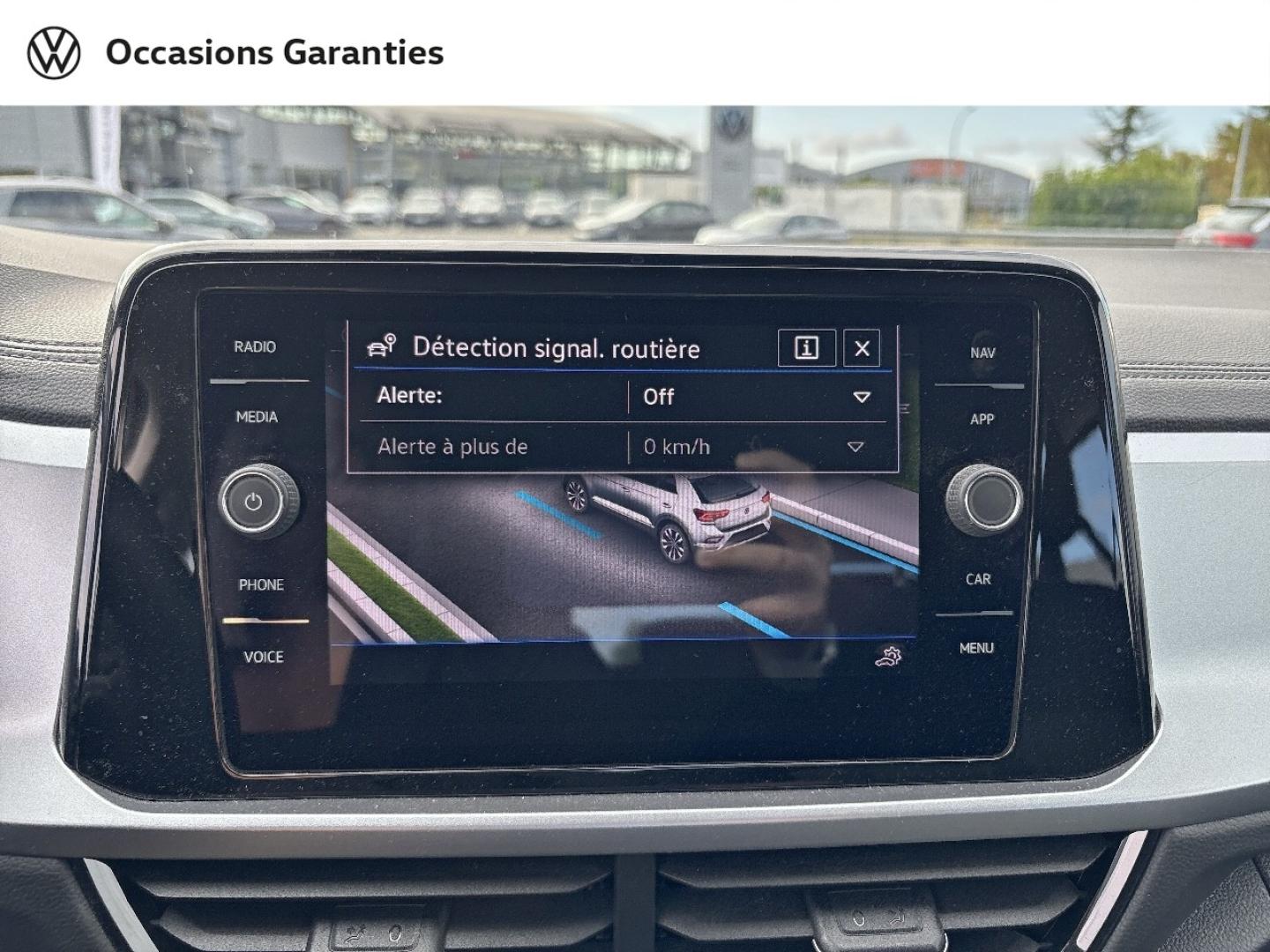 Voitures occasions VOLKSWAGEN T-ROC Life Rivery