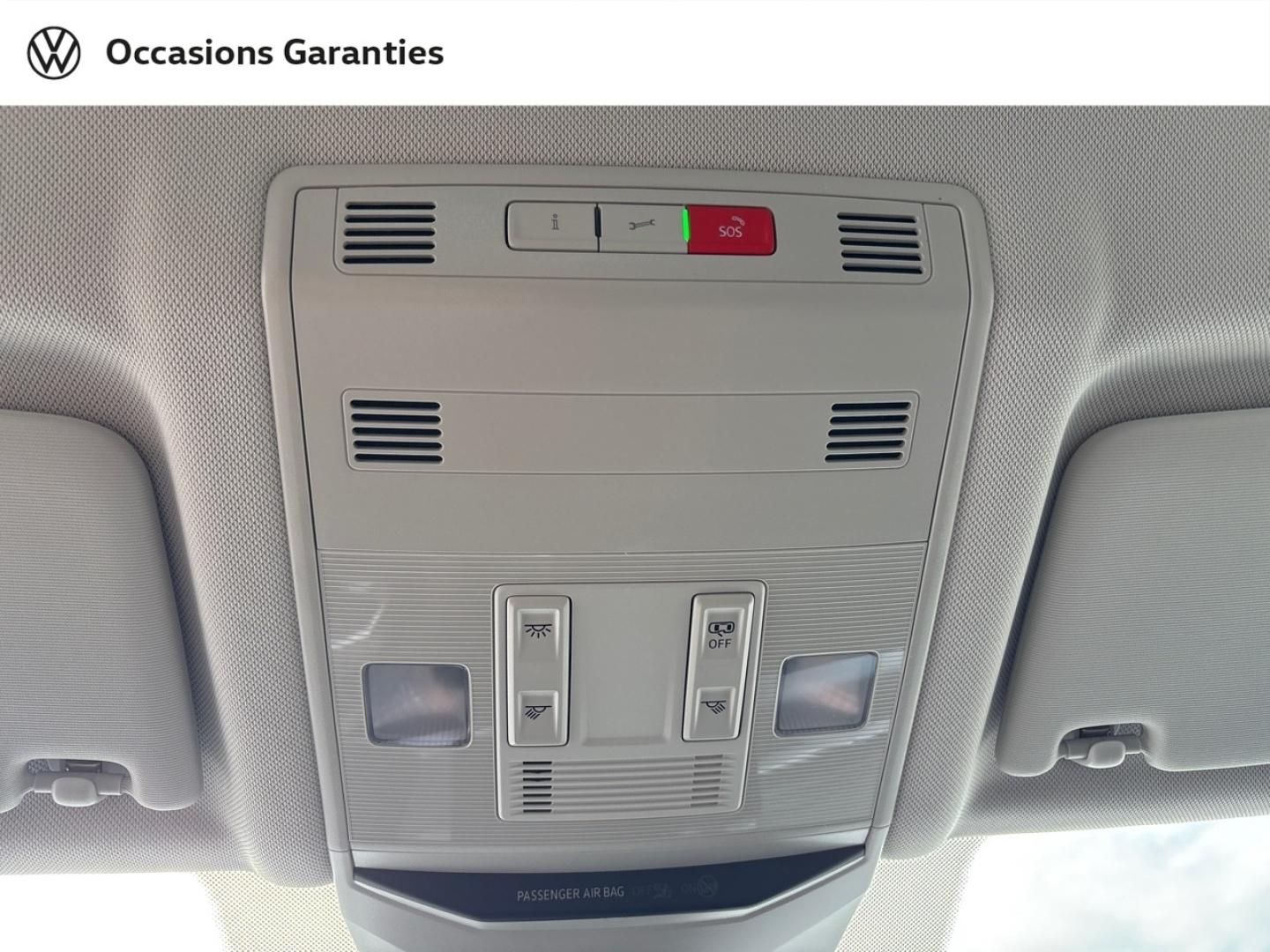 Voitures occasions VOLKSWAGEN T-ROC Life Rivery