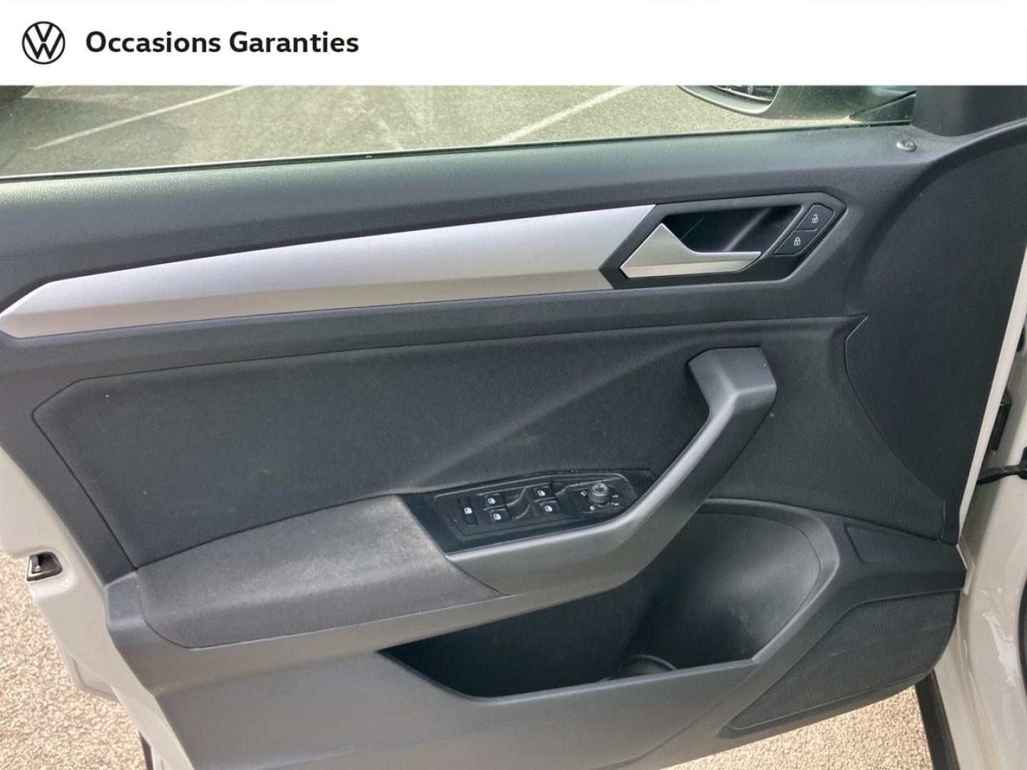Voitures occasions VOLKSWAGEN T-ROC Life Plus Rivery