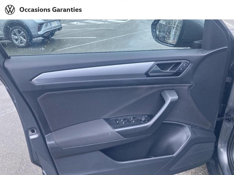 Voitures occasions VOLKSWAGEN T-ROC Life Rivery