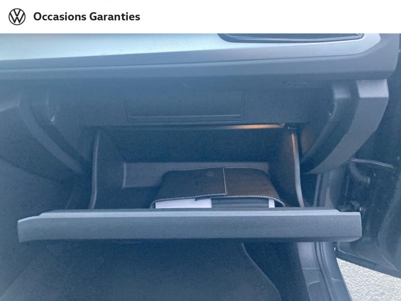 Voitures occasions VOLKSWAGEN T-ROC Life Rivery