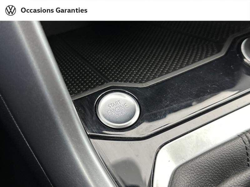 Voitures occasions VOLKSWAGEN T-ROC Life Rivery