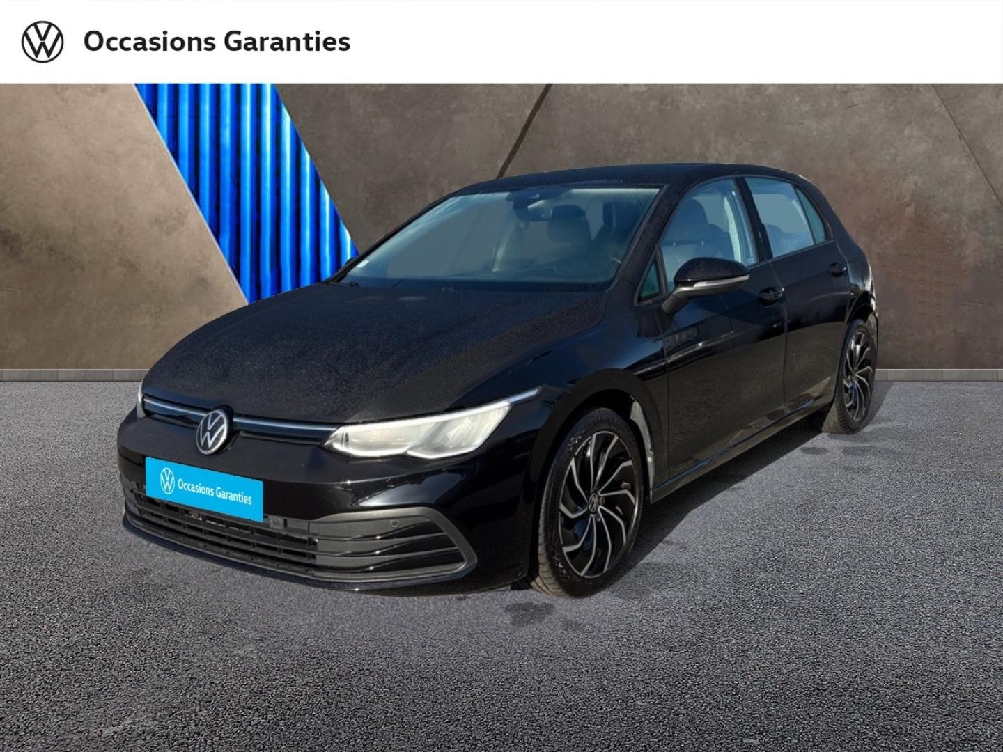 Voitures occasions VOLKSWAGEN GOLF Life 1st Hazebrouck