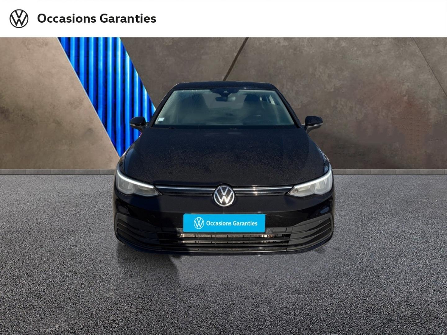 Voitures occasions VOLKSWAGEN GOLF Life 1st Rivery