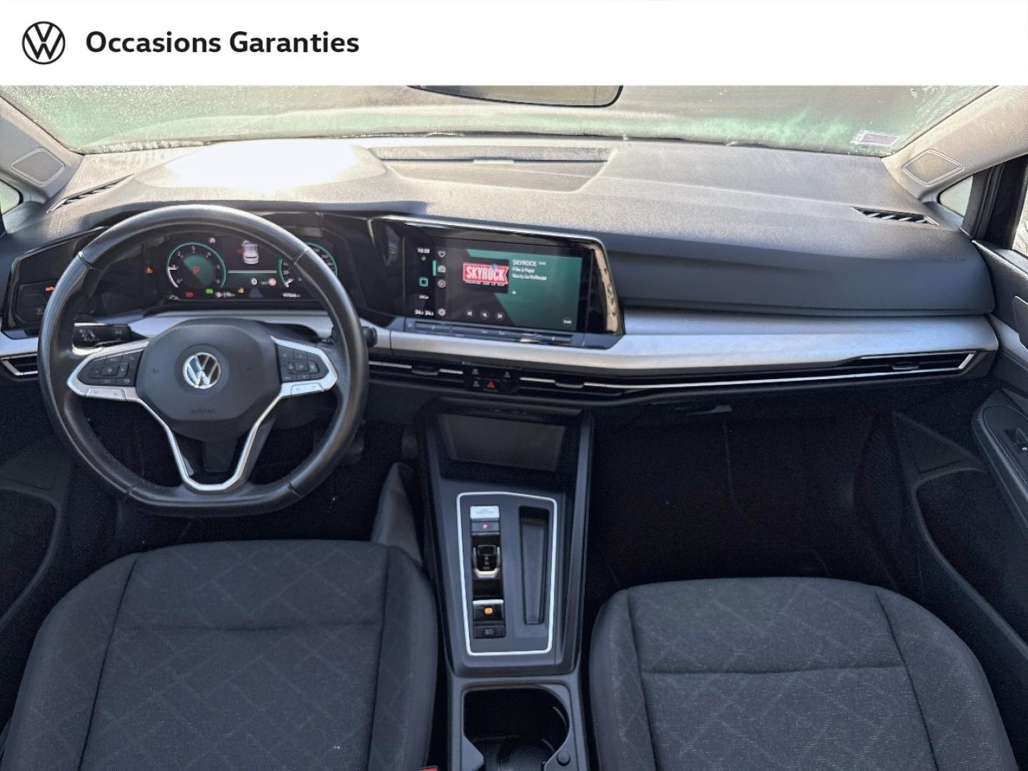 Voitures occasions VOLKSWAGEN GOLF Life 1st Rivery