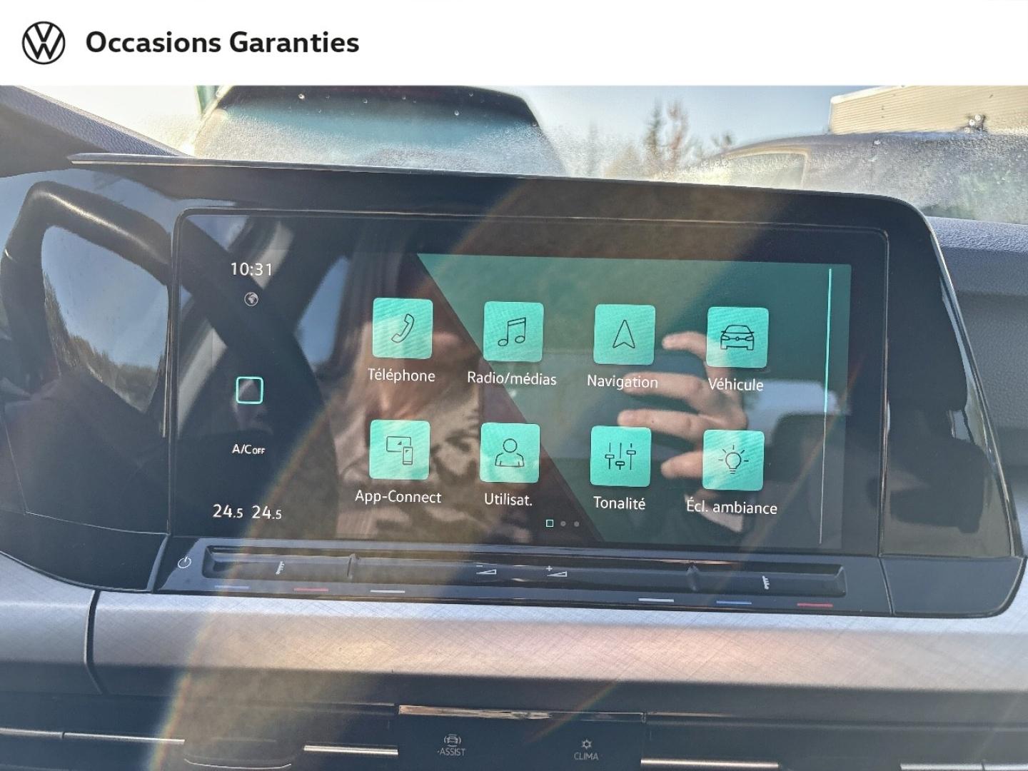 Voitures occasions VOLKSWAGEN GOLF Life 1st Rivery