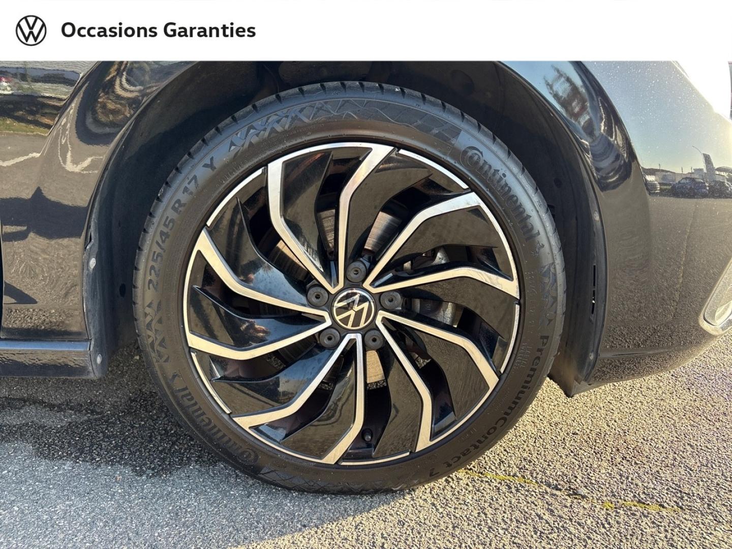 Voitures occasions VOLKSWAGEN GOLF Life 1st Hazebrouck