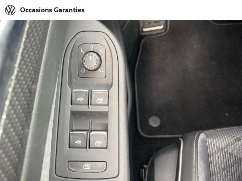 Voitures occasions VOLKSWAGEN GOLF R-Line Rivery