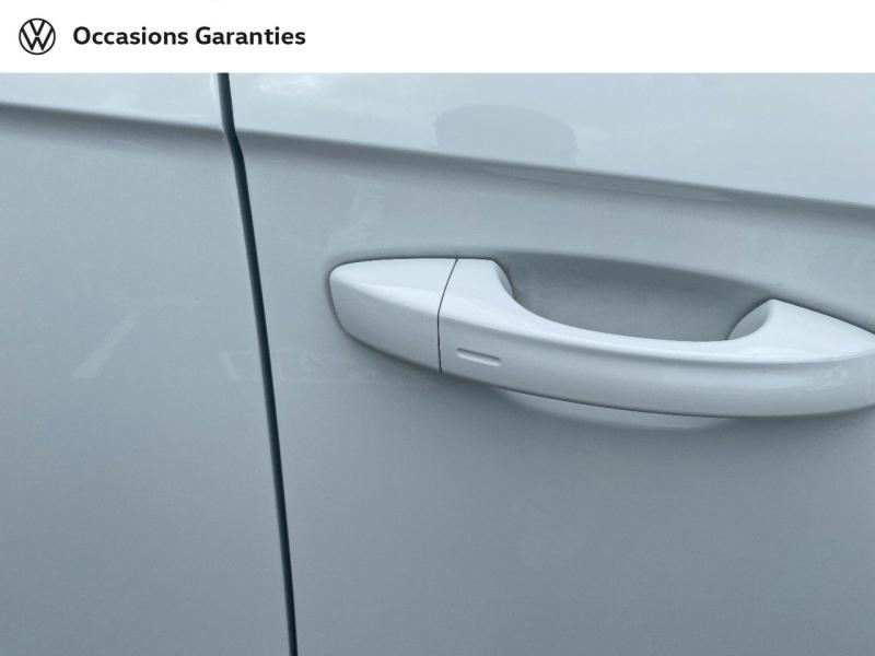 Voitures occasions VOLKSWAGEN T-ROC Life Rivery