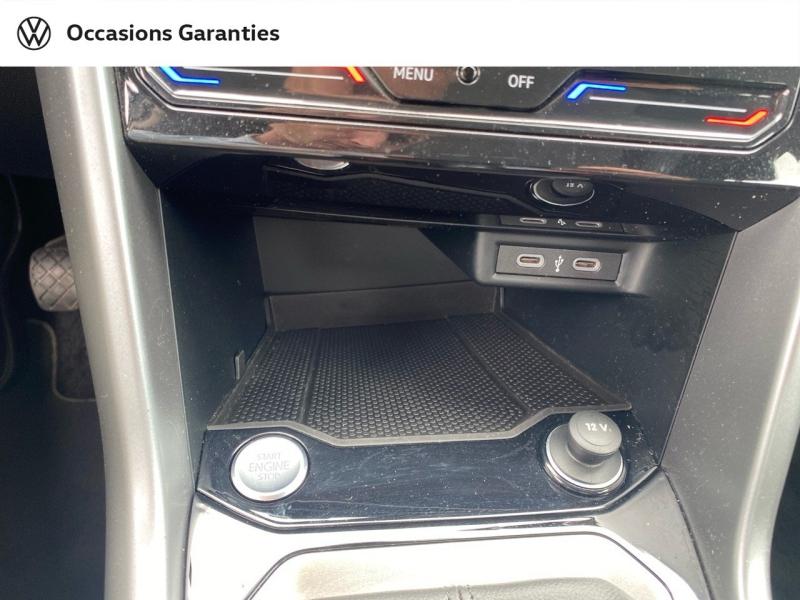 Voitures occasions VOLKSWAGEN T-ROC Life Rivery