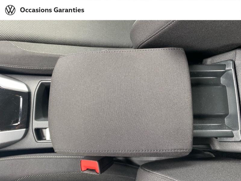 Voitures occasions VOLKSWAGEN T-ROC Life Rivery