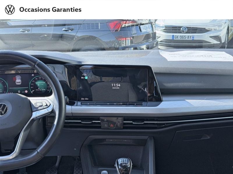 Voitures occasions VOLKSWAGEN GOLF Life 1st Rivery