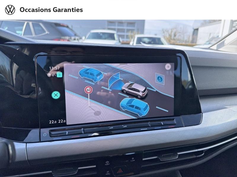 Voitures occasions VOLKSWAGEN GOLF Life 1st Rivery