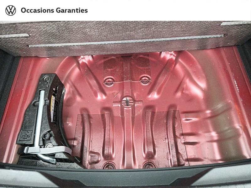 Voitures occasions VOLKSWAGEN T-ROC Life Villeneuve-d'Ascq
