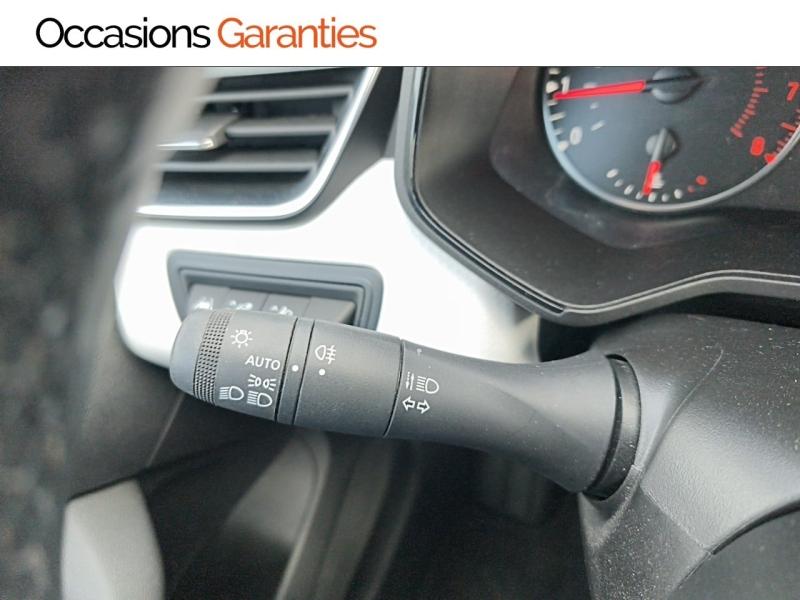 Voitures occasions RENAULT CLIO Limited Rivery