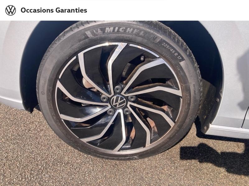 Voitures occasions VOLKSWAGEN GOLF Life Rivery