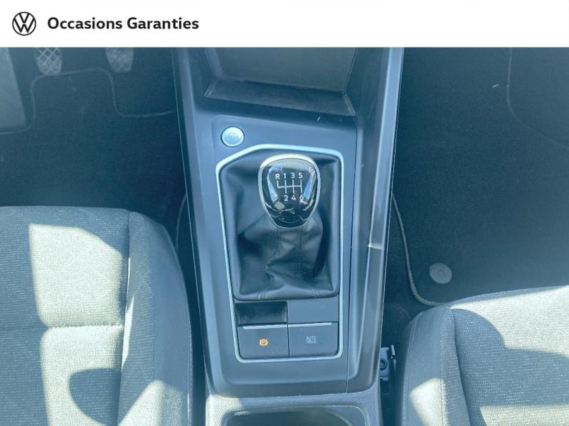 Voitures occasions VOLKSWAGEN GOLF Life Rivery