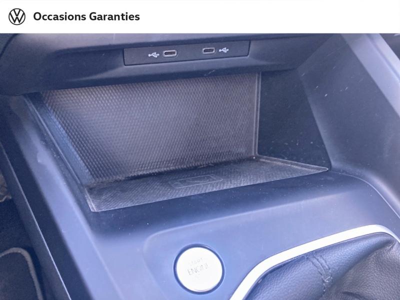 Voitures occasions VOLKSWAGEN GOLF Life Rivery