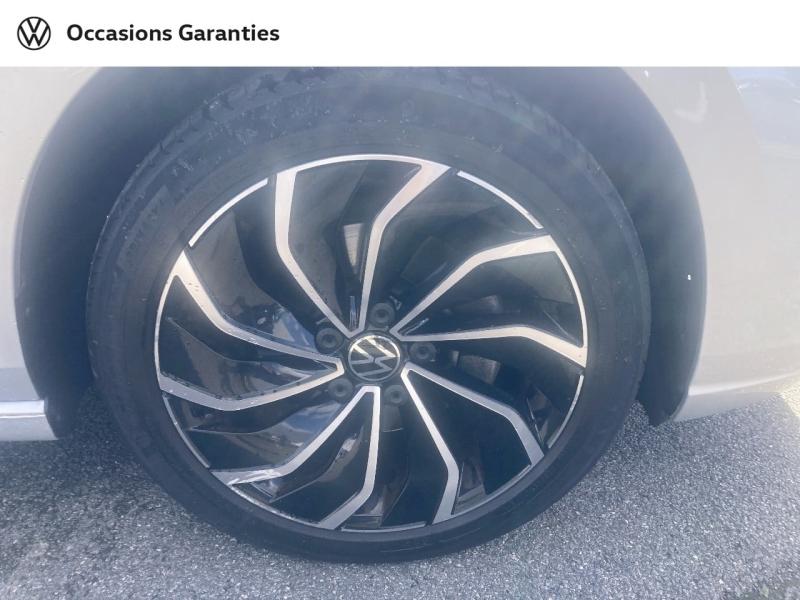 Voitures occasions VOLKSWAGEN GOLF Life Rivery