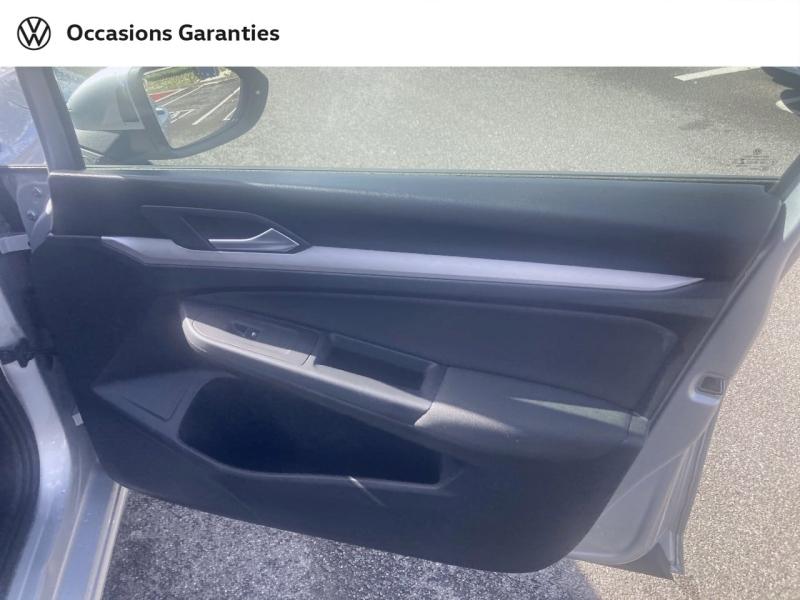 Voitures occasions VOLKSWAGEN GOLF Life Rivery
