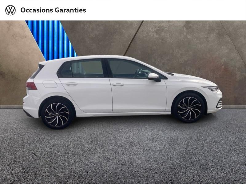 Voitures occasions VOLKSWAGEN GOLF Life 1st Rivery