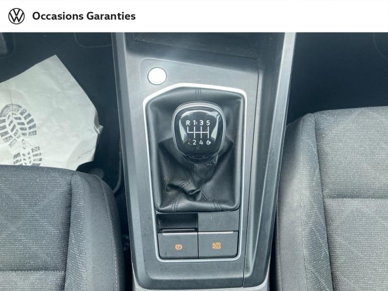 Voitures occasions VOLKSWAGEN GOLF Life 1st Rivery