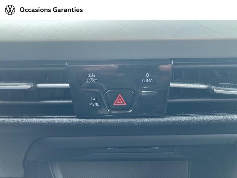 Voitures occasions VOLKSWAGEN GOLF Life 1st Rivery