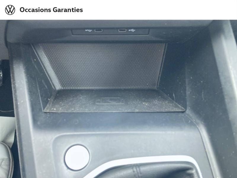 Voitures occasions VOLKSWAGEN GOLF Life 1st Rivery