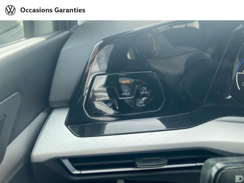 Voitures occasions VOLKSWAGEN GOLF Life 1st Rivery