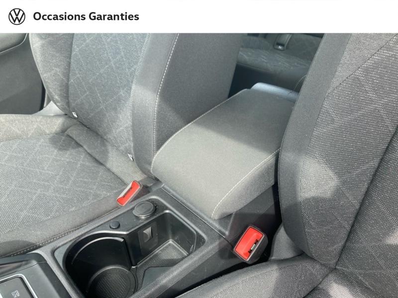 Voitures occasions VOLKSWAGEN GOLF Life 1st Rivery