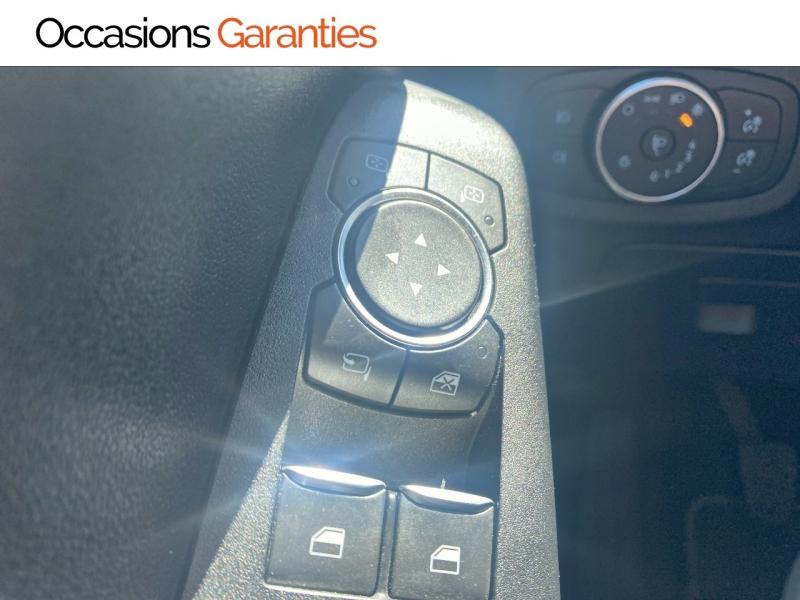 Voitures occasions FORD FIESTA Titanium Rivery